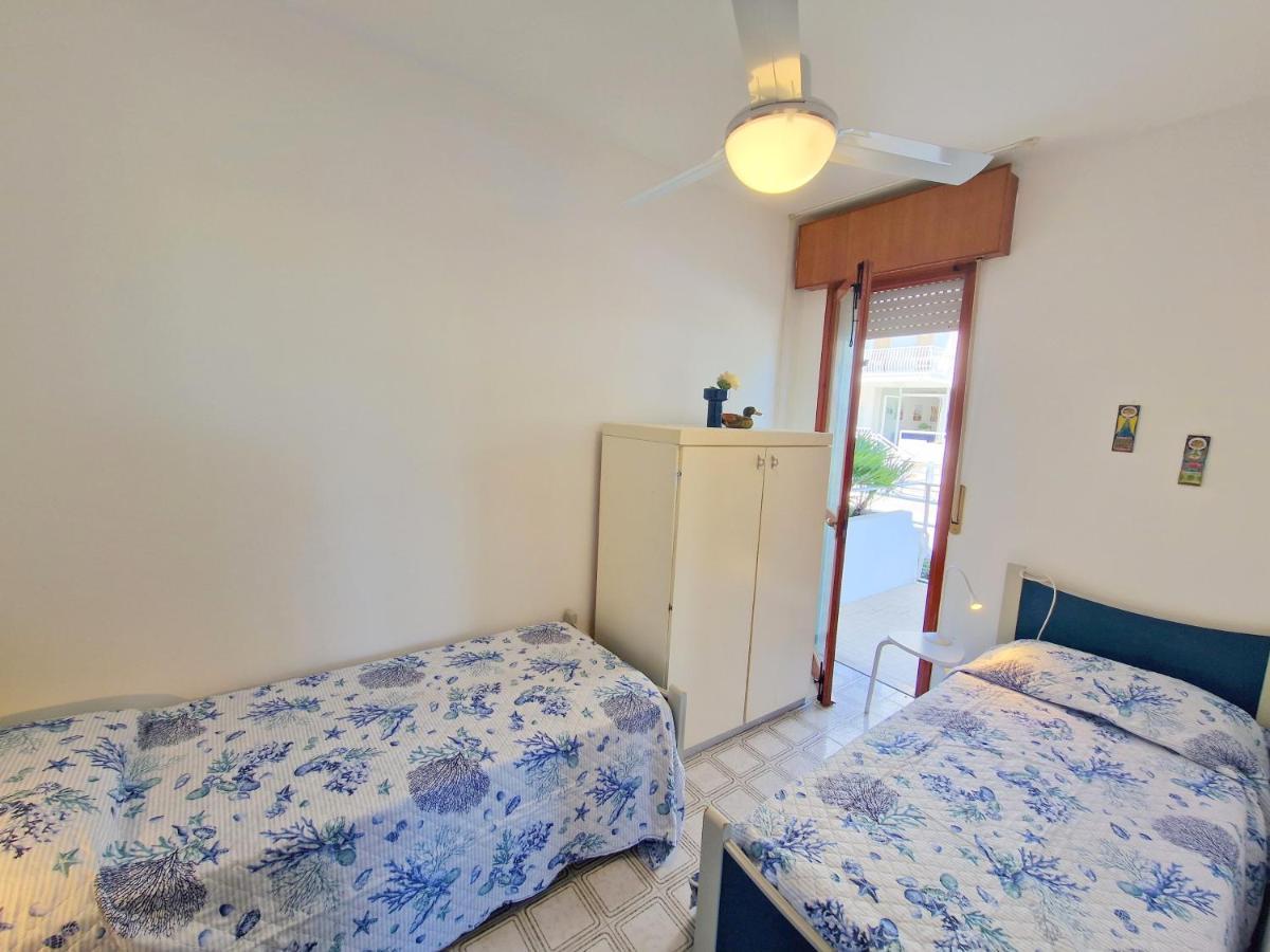 Apartment Tellina Frontemare *
